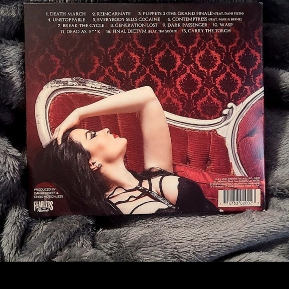 RARE Signed Motionless in White Reincarnate CD - Picture 3 of 4